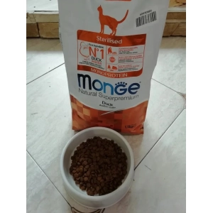 Monge Speciality Line Monoprotein Sterilised Duck 1.5 kg