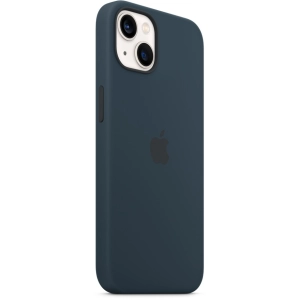 Apple Silicone Case with MagSafe for iPhone 13