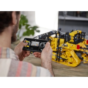 Lego App-Controlled Cat D11 Bulldozer 42131