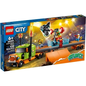 Lego Stunt Show Truck 60294