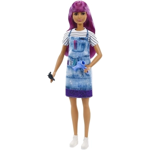 Muñeca Barbie Salon Stylist Doll GTW36