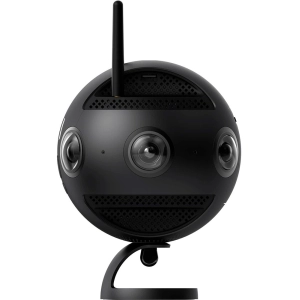 Insta360