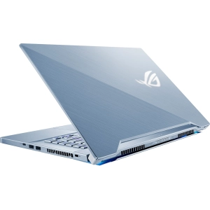 Asus GX502GV-ES001