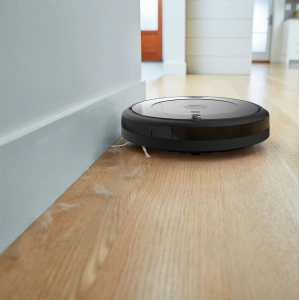 iRobot Roomba 697