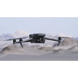 DJI Mavic 3 Fly More Combo