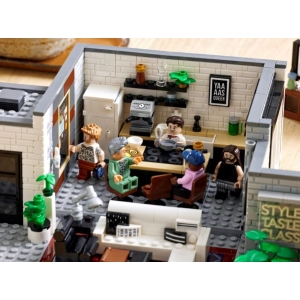 Lego Queer Eye The Fab 5 Loft 10291