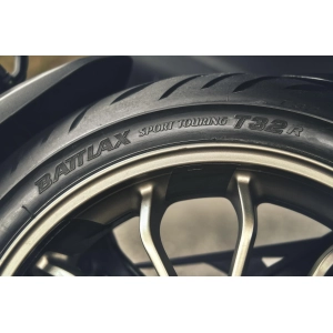 Bridgestone Battlax Sport Touring T32