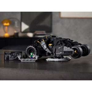 Lego DC Batman Batmobile Tumbler 76240