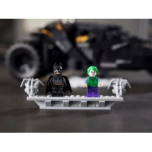 Lego DC Batman Batmobile Tumbler 76240