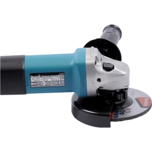 Makita 9558HNRG