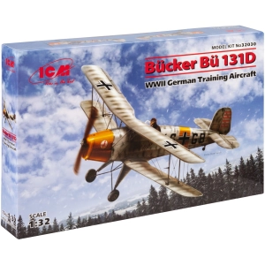 Maqueta ICM Bucker Bu 131D (1:32)