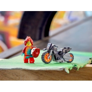 Lego Fire Stunt Bike 60311