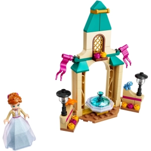 Lego Annas Castle Courtyard 43198