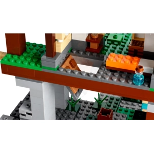 Lego The Training Grounds 21183