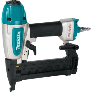 Grapadora de construcción Makita AT638A