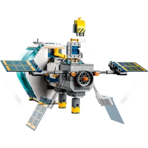 Lego Lunar Space Station 60349