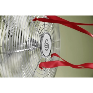 SWAN Retro 12 Inch Desk Fan