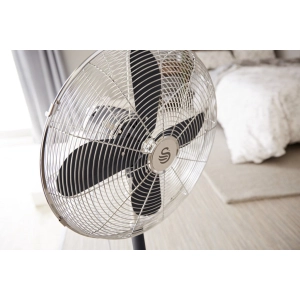 SWAN Retro 16 Inch Stand Fan