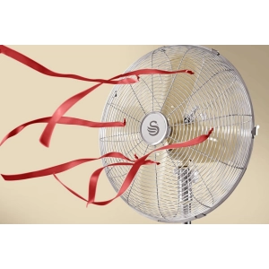 SWAN Retro 16 Inch Stand Fan