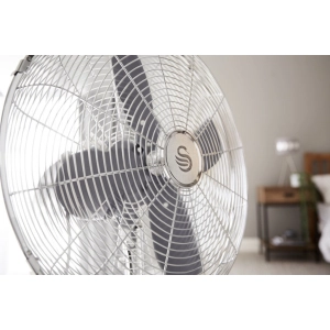 SWAN Retro 16 Inch Stand Fan