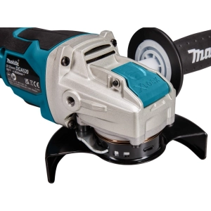 Makita DGA520ZX1