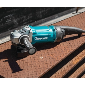 Makita GA7070X1