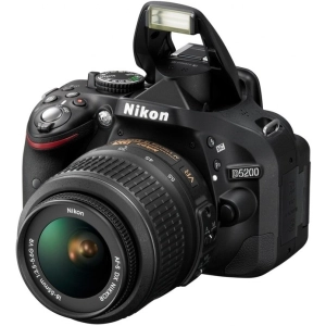 Nikon D5200 kit 18-55