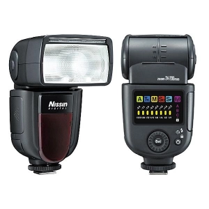 Flash Nissin Di700