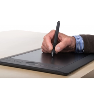 Wacom Intuos Pro Medium 2013