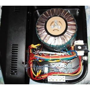 Estabilizador de tensión Luxeon WDR-12000VA