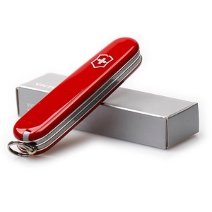 Victorinox Recruit