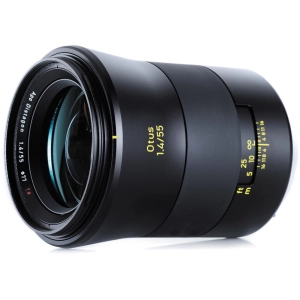 Carl Zeiss 55mm f/1.4 Otus