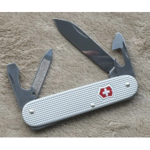 Victorinox