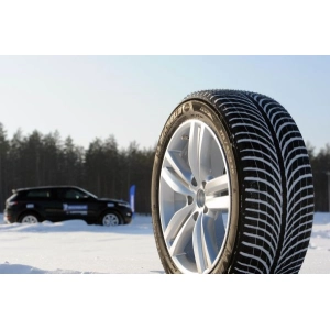 Michelin Latitude Alpin LA2 235/65 R17 104H