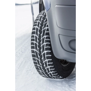 Nokian Hakkapeliitta CR3 185/75 R16C 104R