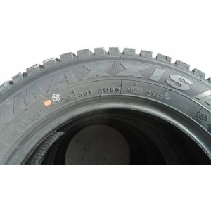 Maxxis Arctic Trekker NP3 215/50 R17 95T