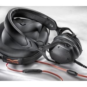 V-MODA