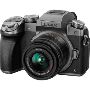 Panasonic DMC-G7 kit 14-42