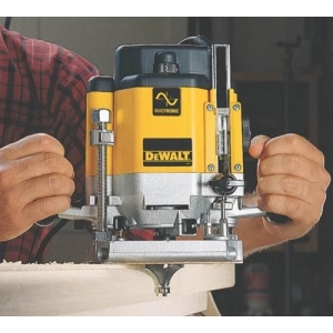 DeWALT DW625E