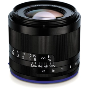 Carl Zeiss 50mm f/2.0 Loxia