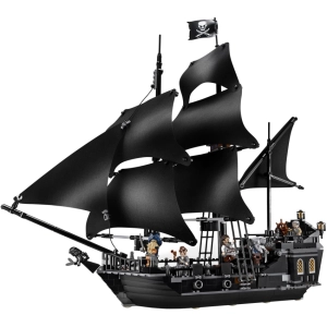 Constructor Lego The Black Pearl 4184