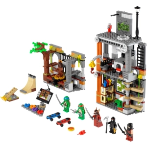 Constructor Lego Turtle Lair Attack 79103