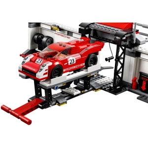 Lego Porsche 919 Hybrid and 917K Pit Lane 75876