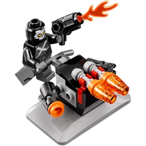 Lego Crossbones Hazard Heist 76050