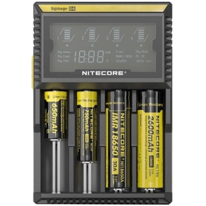 Carga de baterías Nitecore Digicharger D4