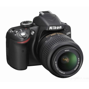 Nikon D3200 kit 18-200