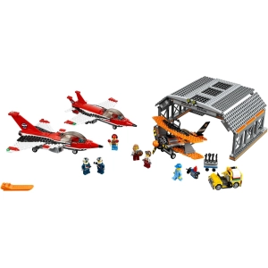 Constructor Lego Airport Air Show 60103