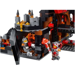 Lego Jestros Volcano Lair 70323