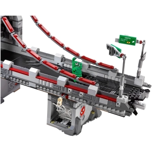 Lego Web Warriors Ultimate Bridge Battle 76057