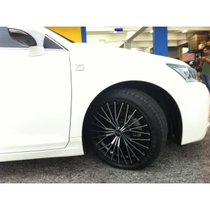 OZ Racing Ego 8,5x19/5x108 ET45 DIA75